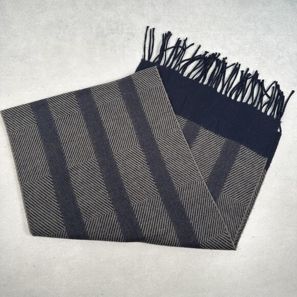 VTG Christian Dior Scarf Mens One Size Gray Herringbone Fringe Made Japan - Picture 1 of 6